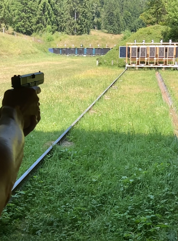 Stand pistolet 2